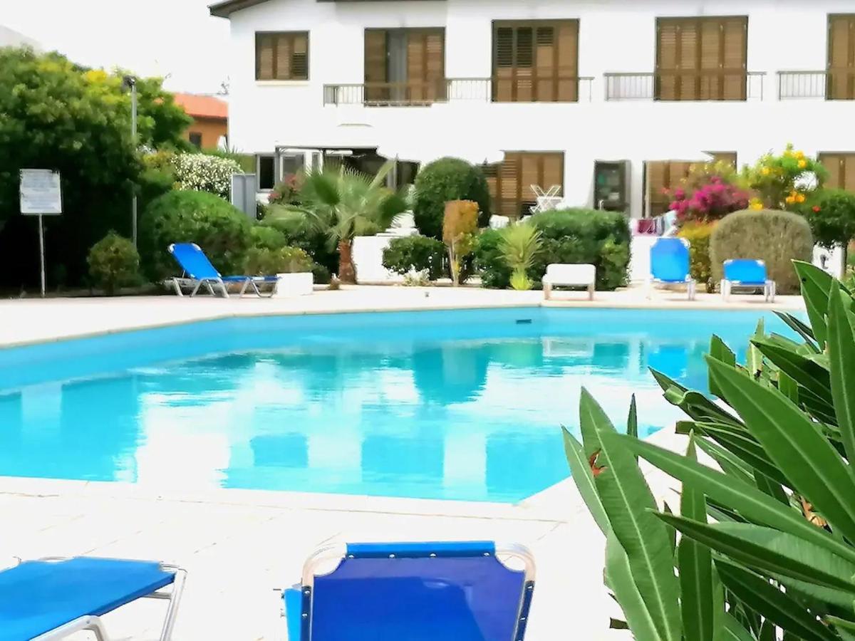 Lisa'S Apartment - Margarita Gardens Paphos ภายนอก รูปภาพ